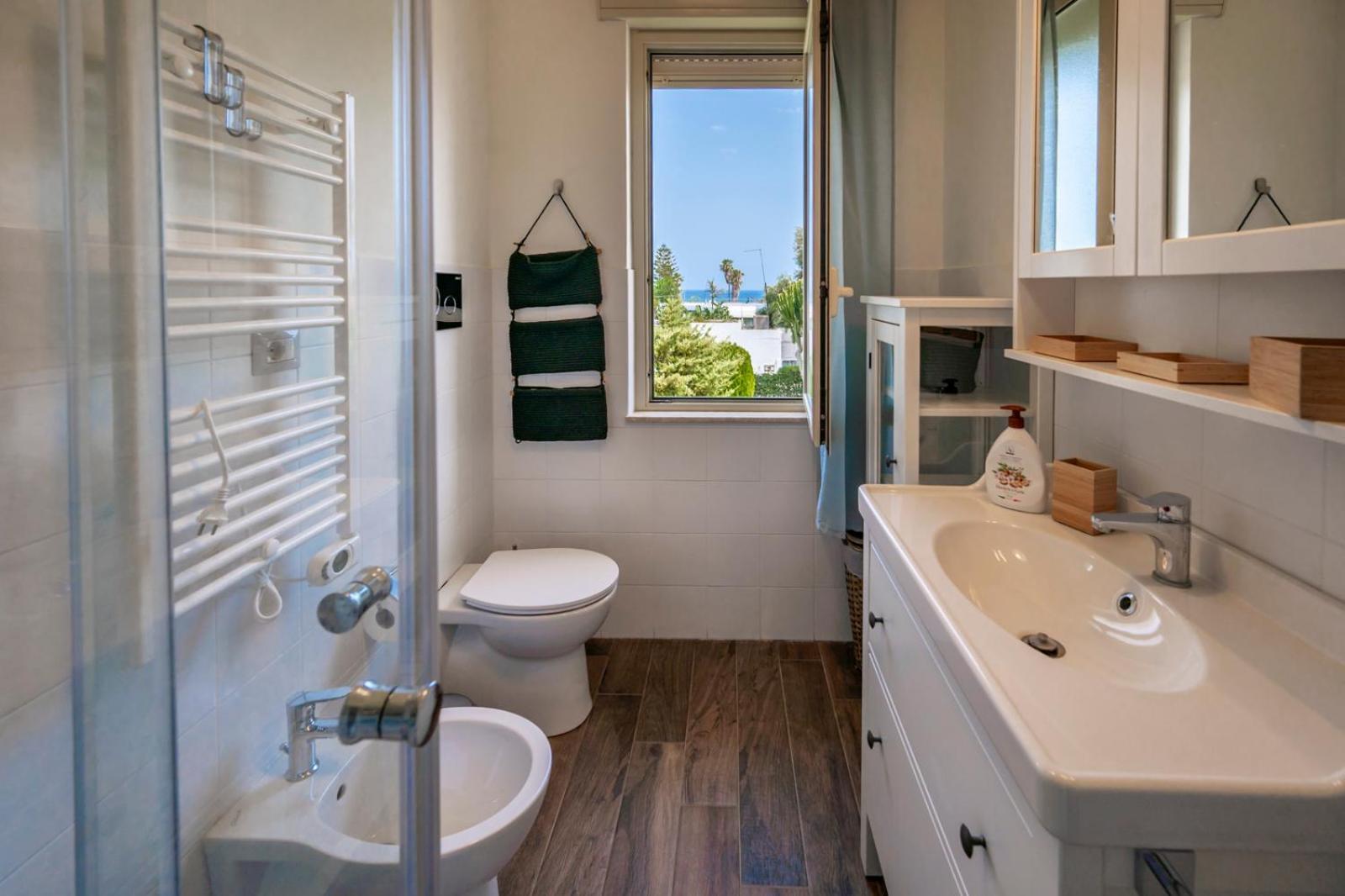Villa Nisa Apartment Sea View Fontane Bianche Exterior foto